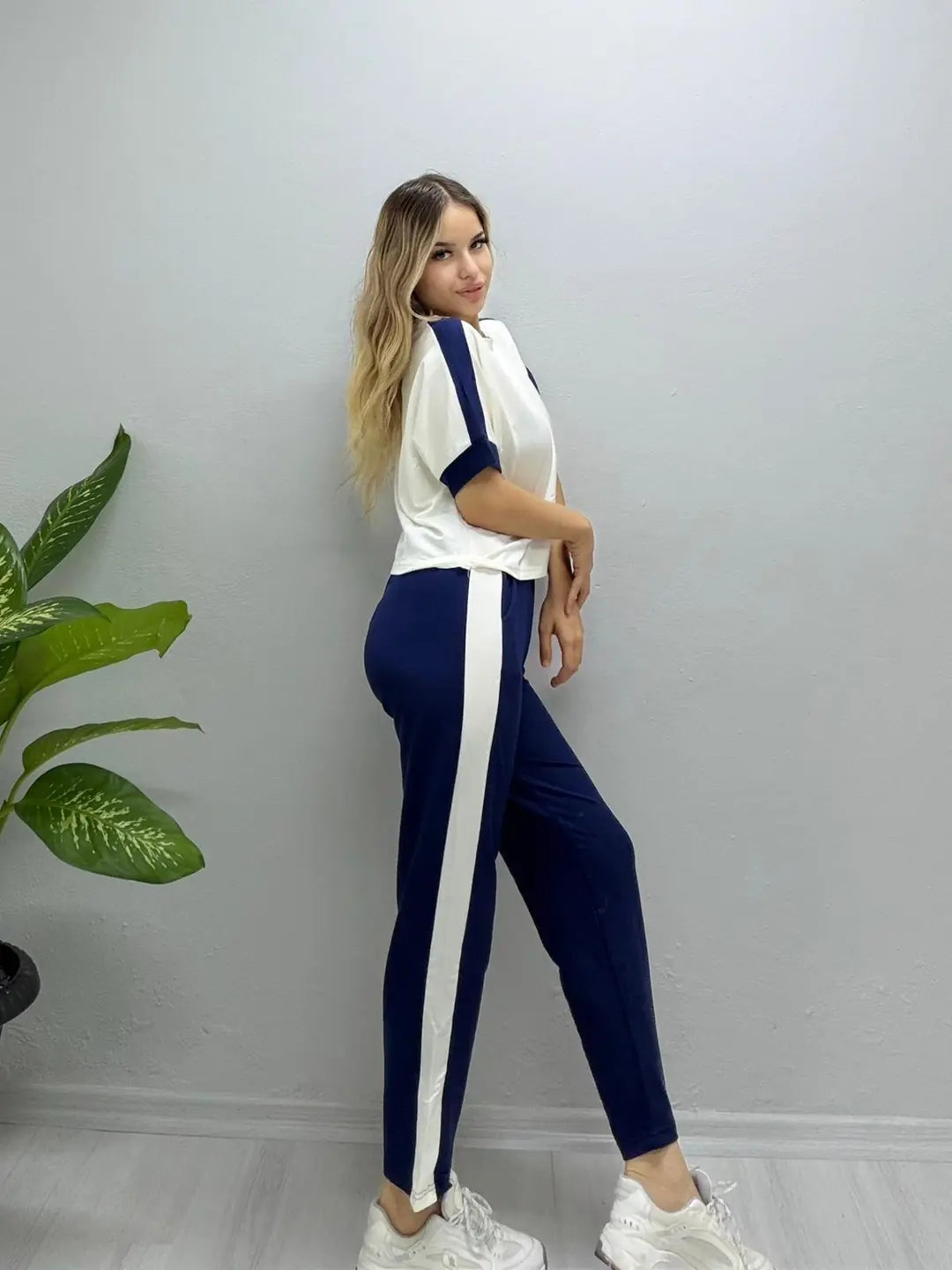 Kadın Modal Kumaş Bisiklet Yaka Eşofman Takımı